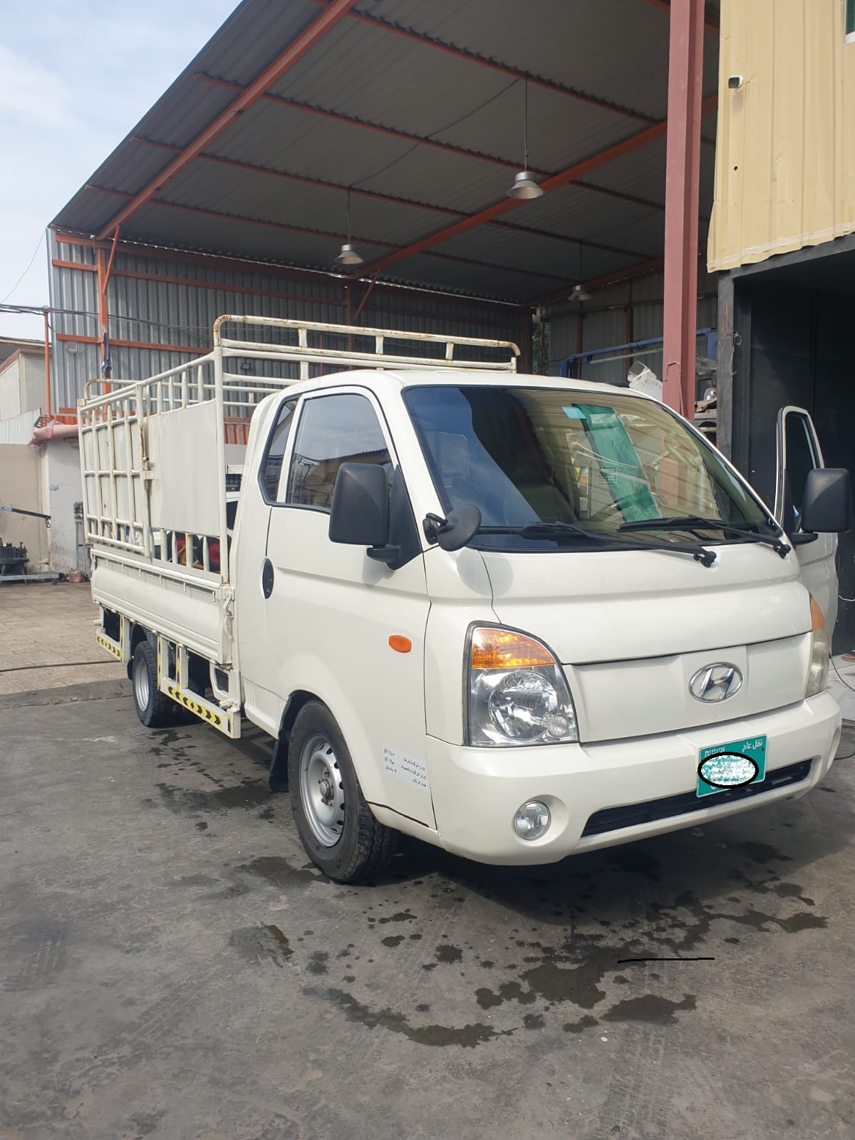 Mitsubishi Canter 3 Ton truck